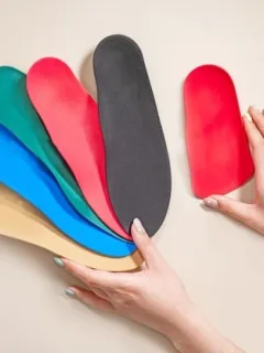The Best Shoe Inserts for Plantar Fasciitis: Podiatrist Recommendations for German Users - Cover Image