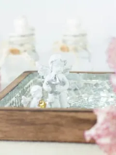 The Science of Scent: A Deep Dive into How Perfume Works - Cover Image