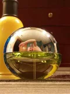 Decoding Perfume Concentrations: Eau de Parfum vs Eau de Toilette in Germany - Cover Image