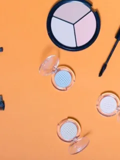 Makeup Brush Guide: Essential Brushes for 2025 - Cover Image