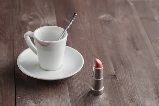 A before-and-after comparison showing a coffee cup with a lipstick stain (left) and a pristine cup after using a transfer-proof lipstick (right).