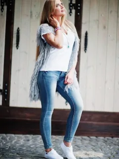 SHEIN Denim Guide Germany: Find Perfect Jeans for Your Body Type - Cover Image