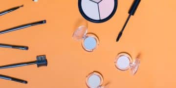 Makeup Brush Guide: Essential Brushes for 2025 - Cover Image